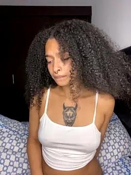 Miaa_Roy