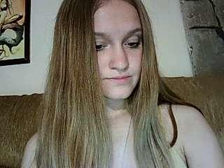 Mieke_Shy