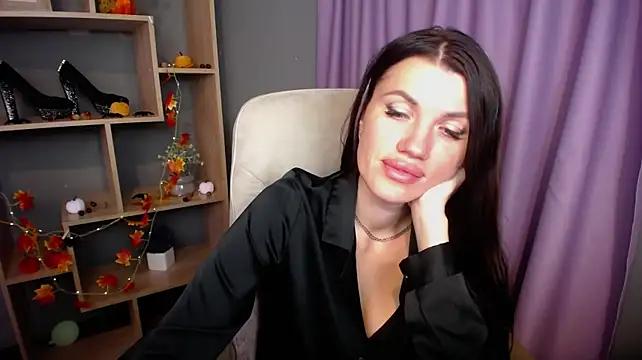 MilaLoona
