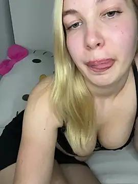 MilaXoXoo