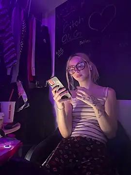 MollyMonroe666