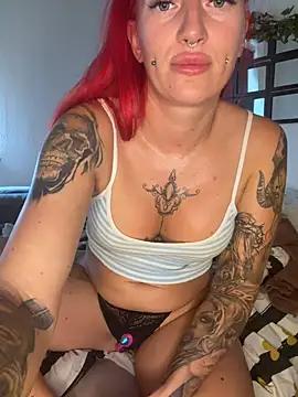 MrsRedFoxy