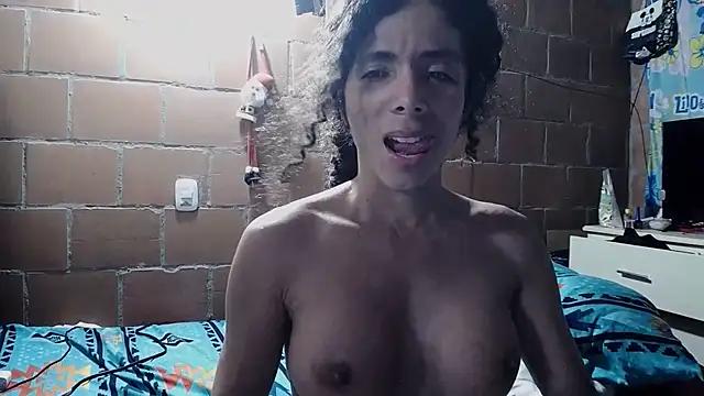 Nadia_Monroe