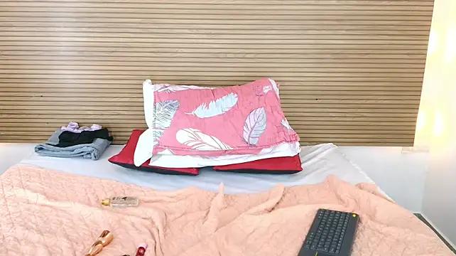 Naomi_Monroe_