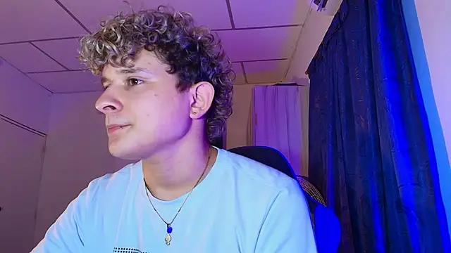 Nathan_Bluee