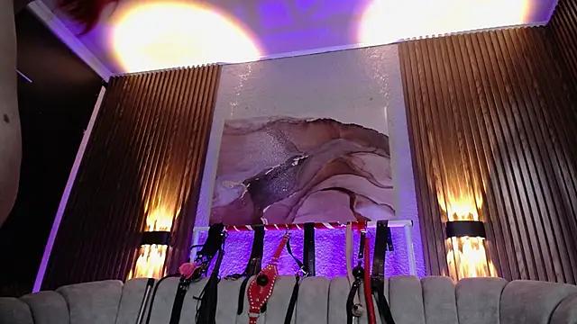 Naty_slavedoll