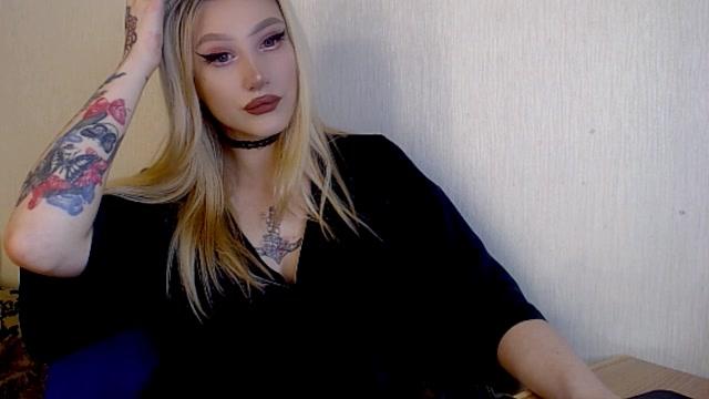 NaughtyNikkki