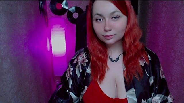 Nellie_Kisss