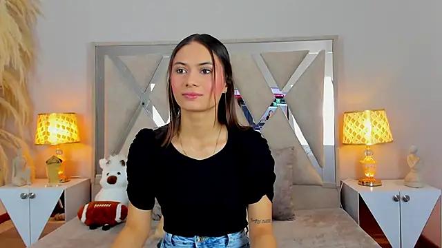 NicolMiller4