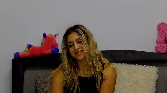 NicolePlay