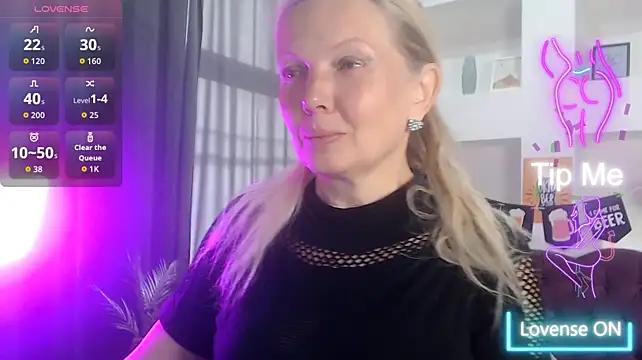 NicoletteRose_