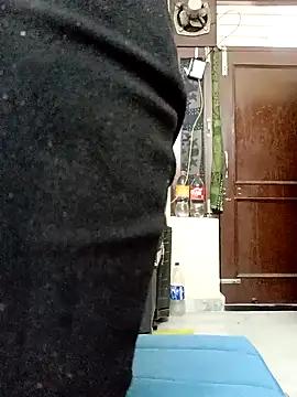 Nidhi_Roy9