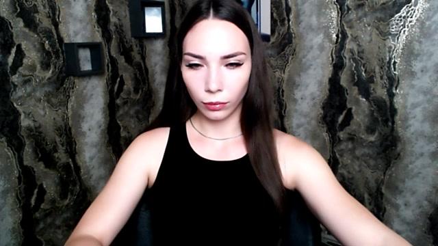 NikiLovs_