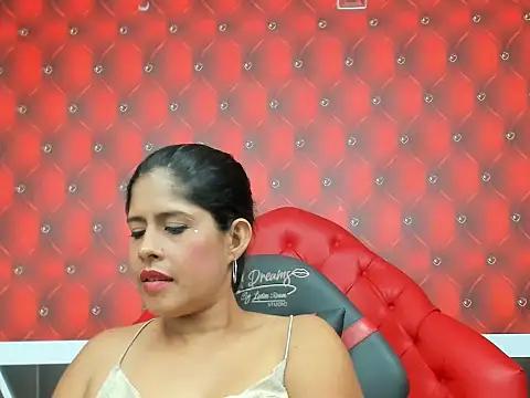 NinaNaughtty