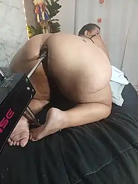 Nina_Savage