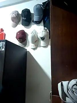 Noelle_Brush