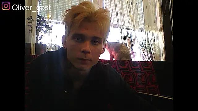 Oliver_gost