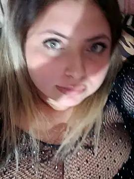 Pitu_ojitos_verdes