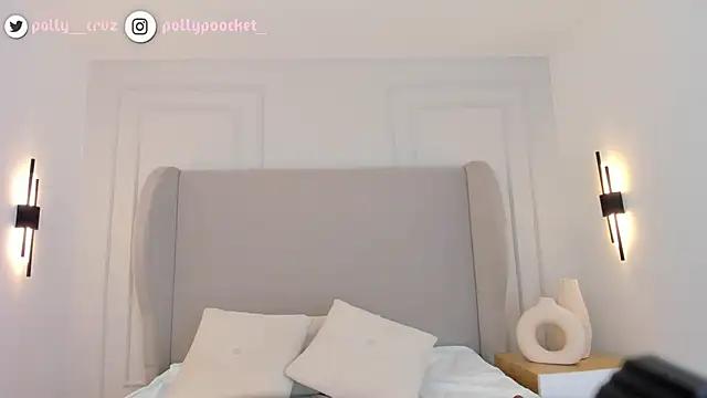 Polly-Cruzz
