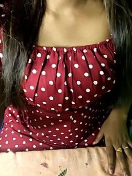 Pujitha-telugu-ammayi