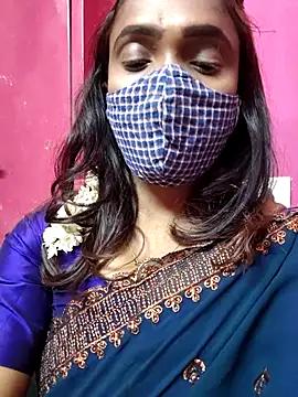 Queen-dhivya