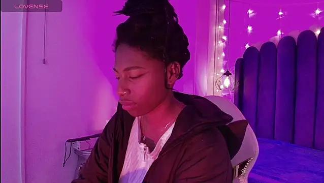 Queen_perla_