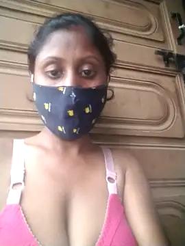 Radhika_7724