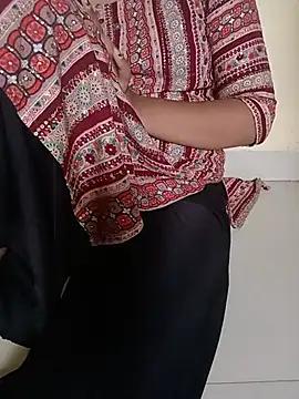 Rani_Sarvice_girll