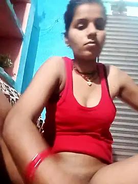 Raveena0990