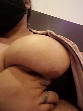 Riya-8888