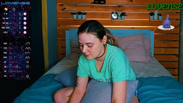 RozzalinaEvans
