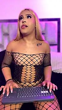 Salo_Blonde