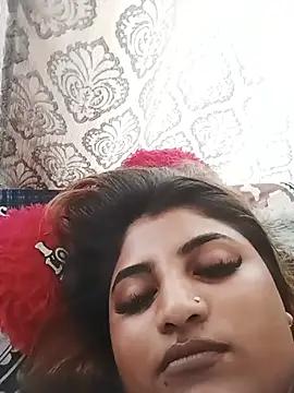Sanaya_Gil