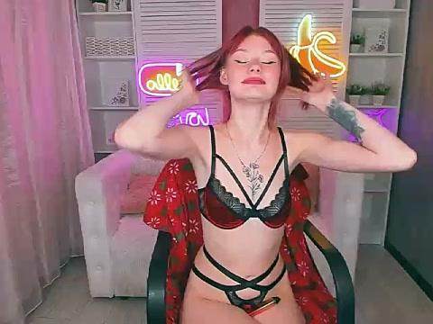Sandra_Red