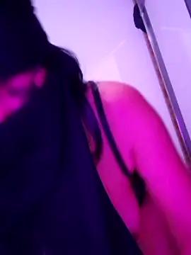 Sara-hot-girl