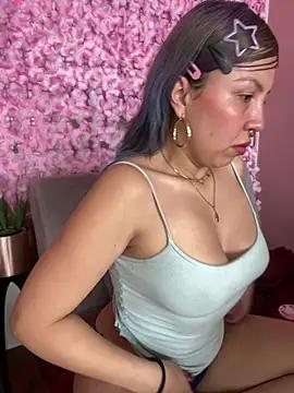 SaraSinclair_Pink