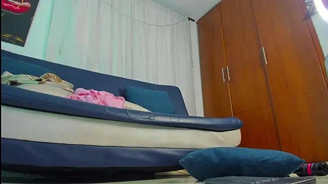 Sara_Vega80