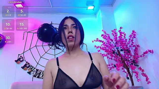 Sara_strawberry