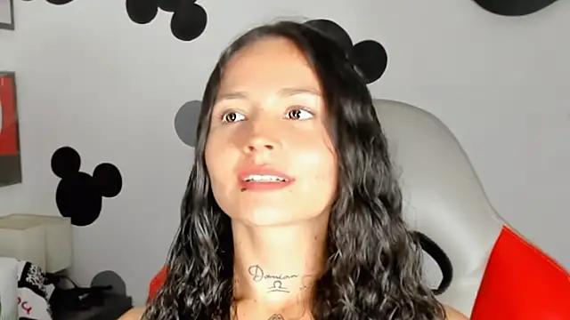 Sarahot_22