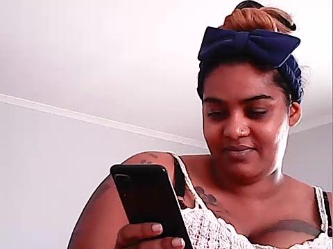 SassyTia