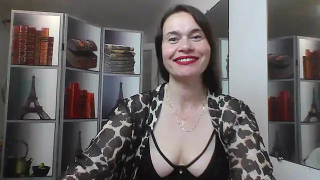 Selena_Moo