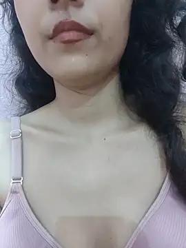 Sexy-Bindu-Pariyar