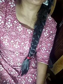 Shalini_telugu09
