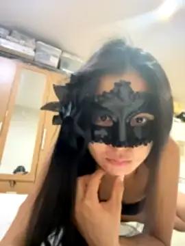 SmallGirl19