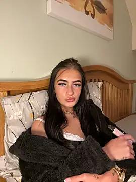 Spicy-Rosie20