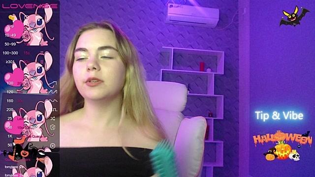 StripBella
