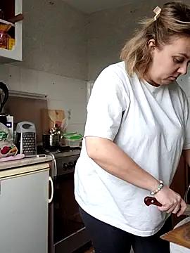 SuzieMons