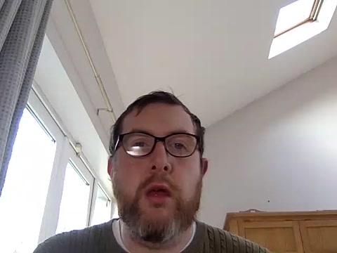 TallHungIrishGuy4U