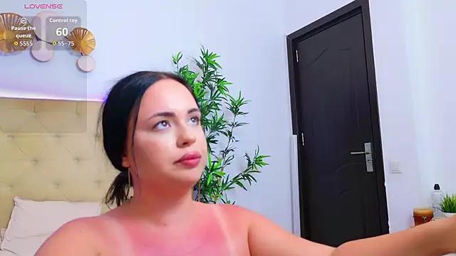 TemptingLuna_