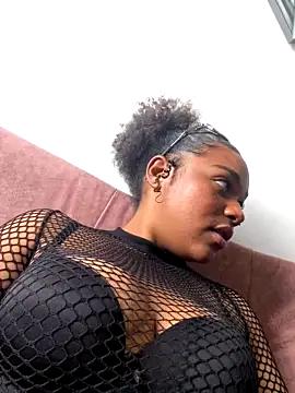 Tessa_Gray